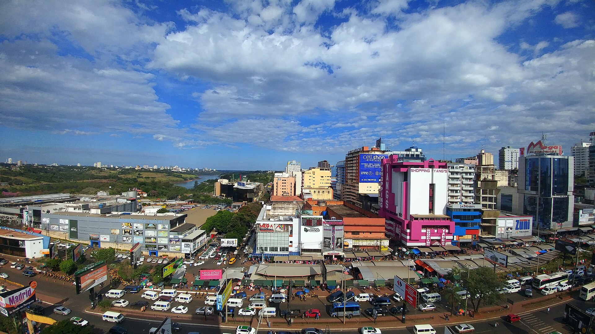 Vista del centro de Ciudad del Este
